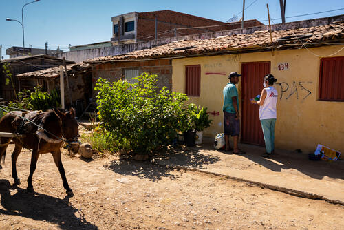 Health promotion and in-house check ups in Bahia, Brazil